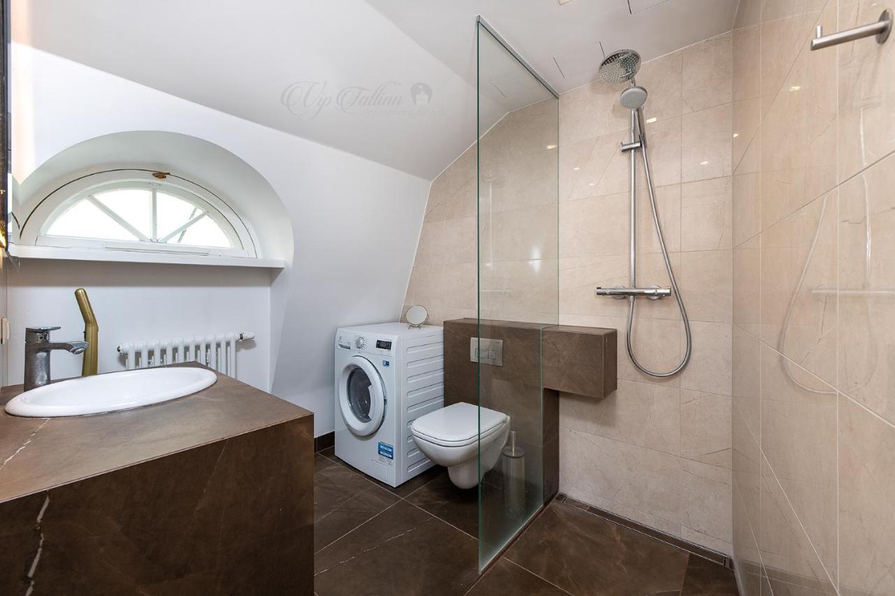 Vip Old Town Apartments Tallin Exterior foto