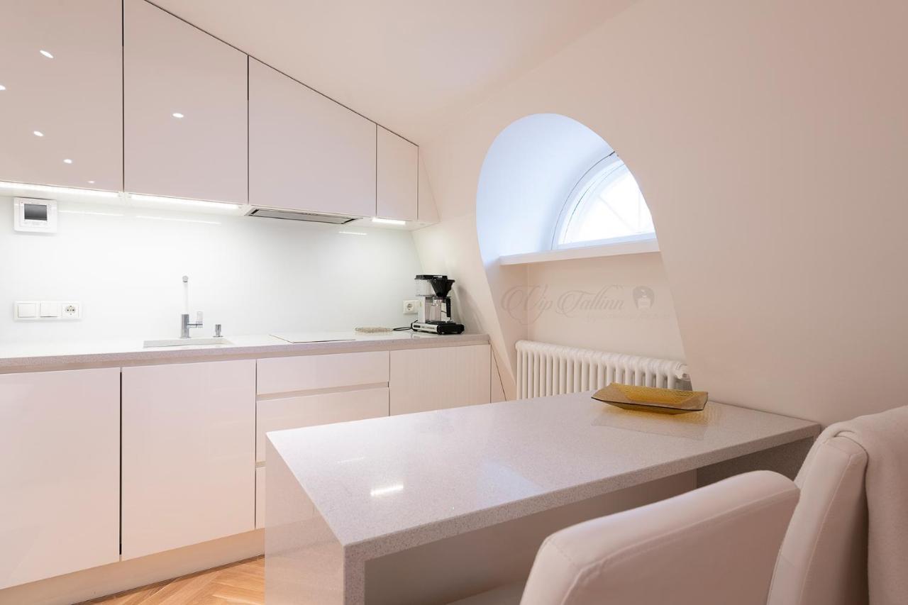 Vip Old Town Apartments Tallin Exterior foto